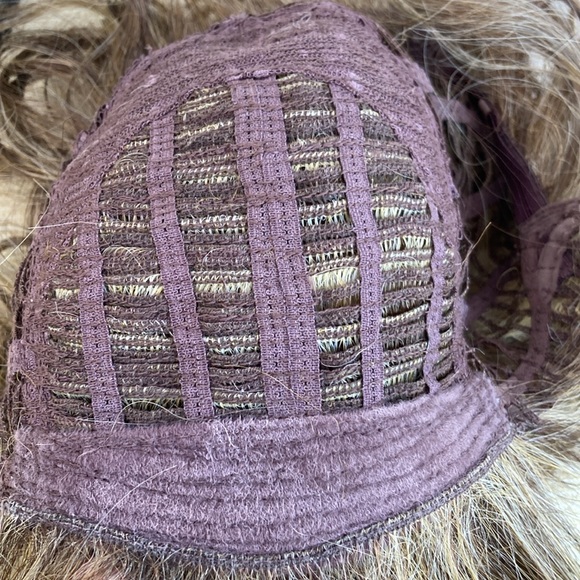 Wave It Off Wig by Hairdo Hairuwear) in Glazed Mocha - Picture 7 of 7